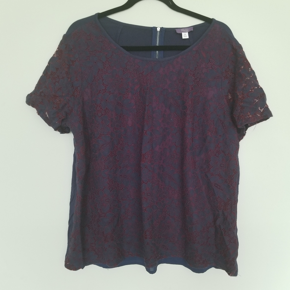 Truly Poppy lace front short sleeve tshirt navy 2X